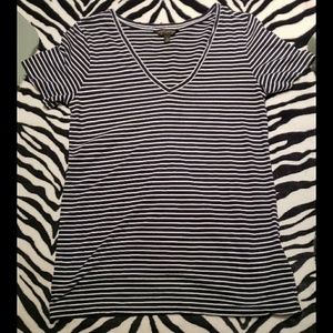 BR Navy/White Striped V-neck